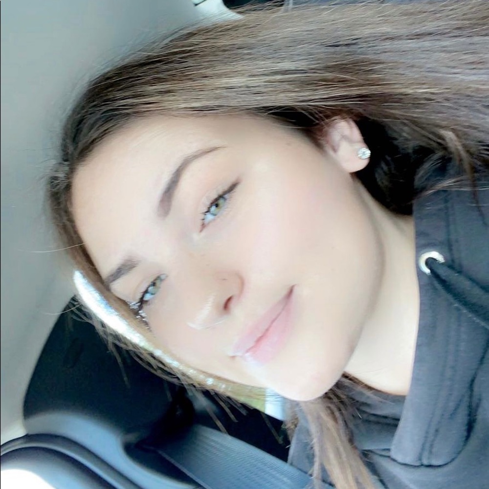 Meet your Posher, Marie